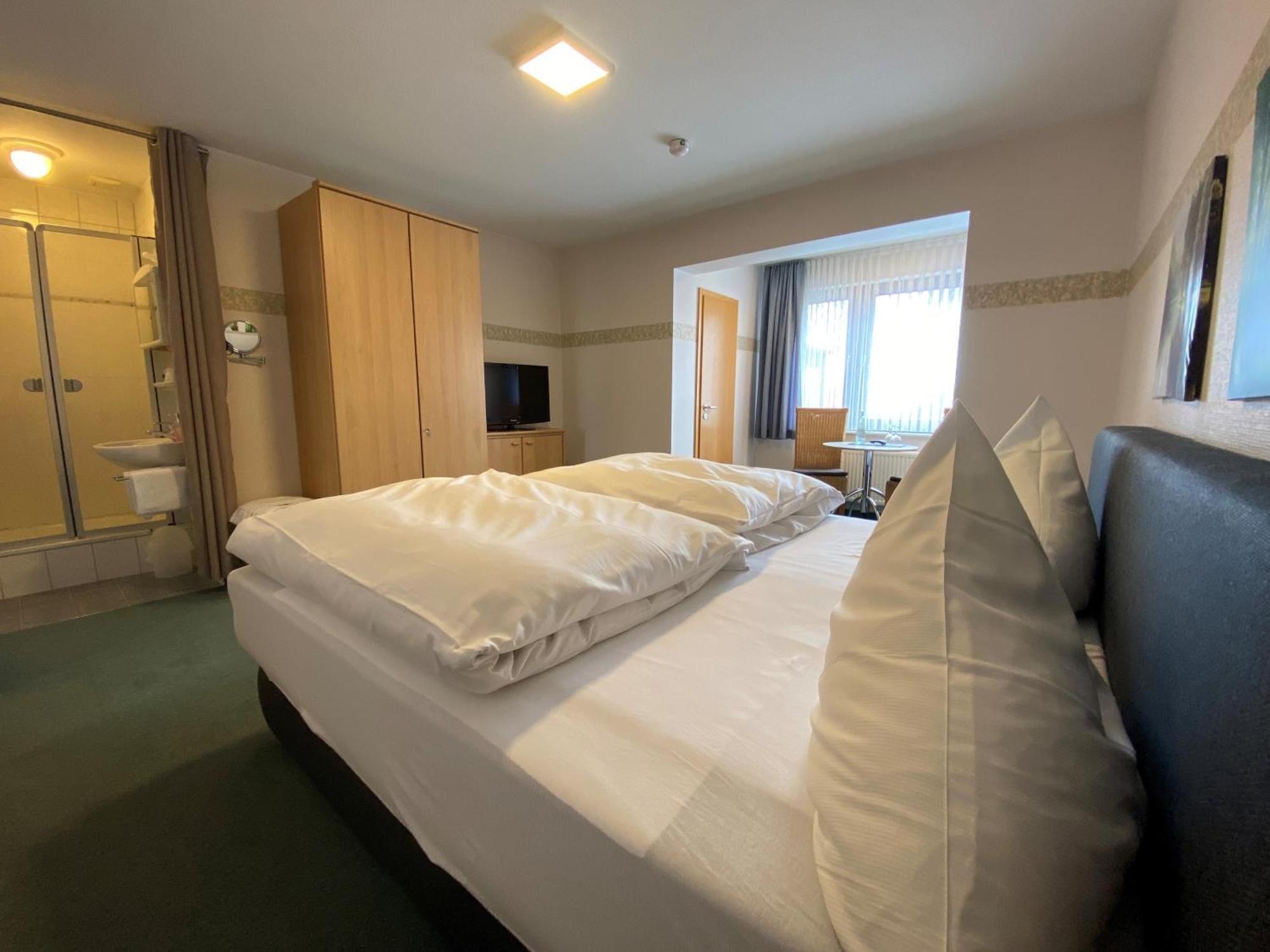 Hotel Roeb نيدغن الغرفة الصورة