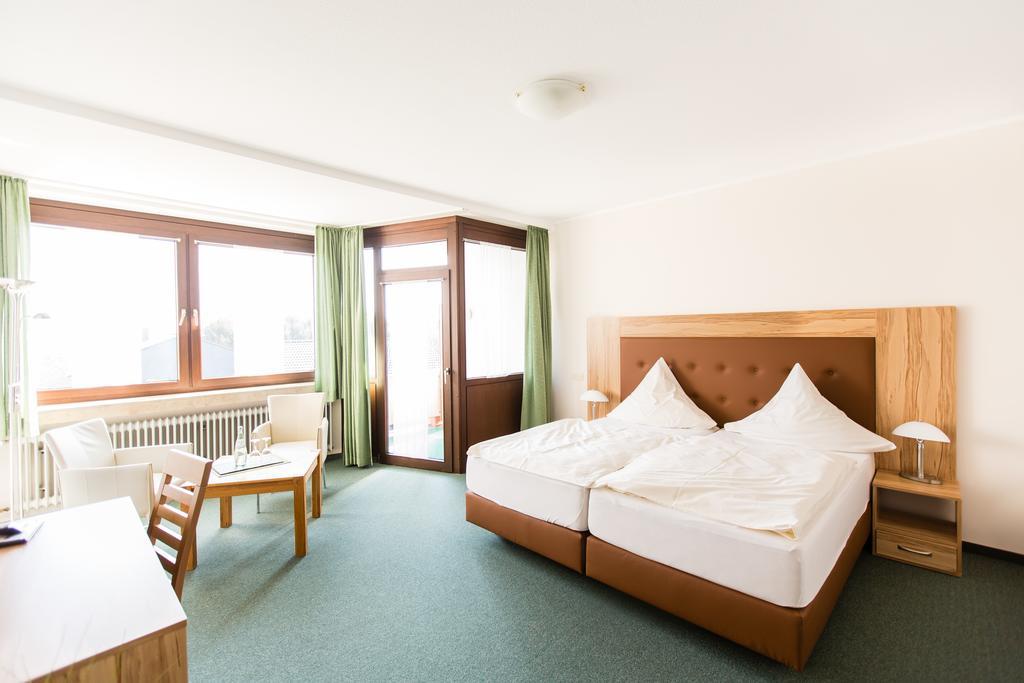 Hotel Roeb نيدغن الغرفة الصورة