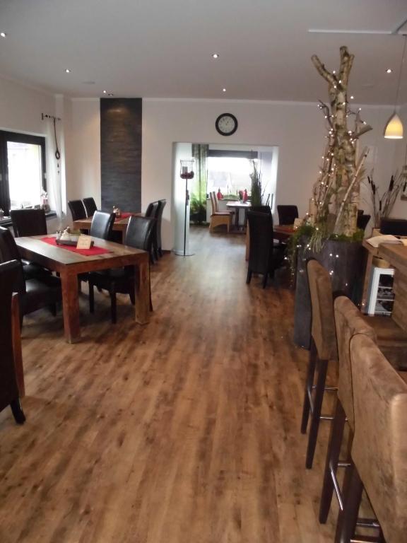 Hotel Roeb نيدغن المظهر الخارجي الصورة