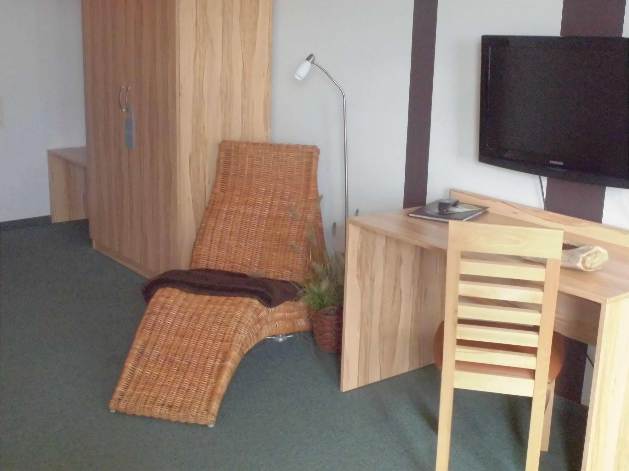 Hotel Roeb نيدغن المظهر الخارجي الصورة