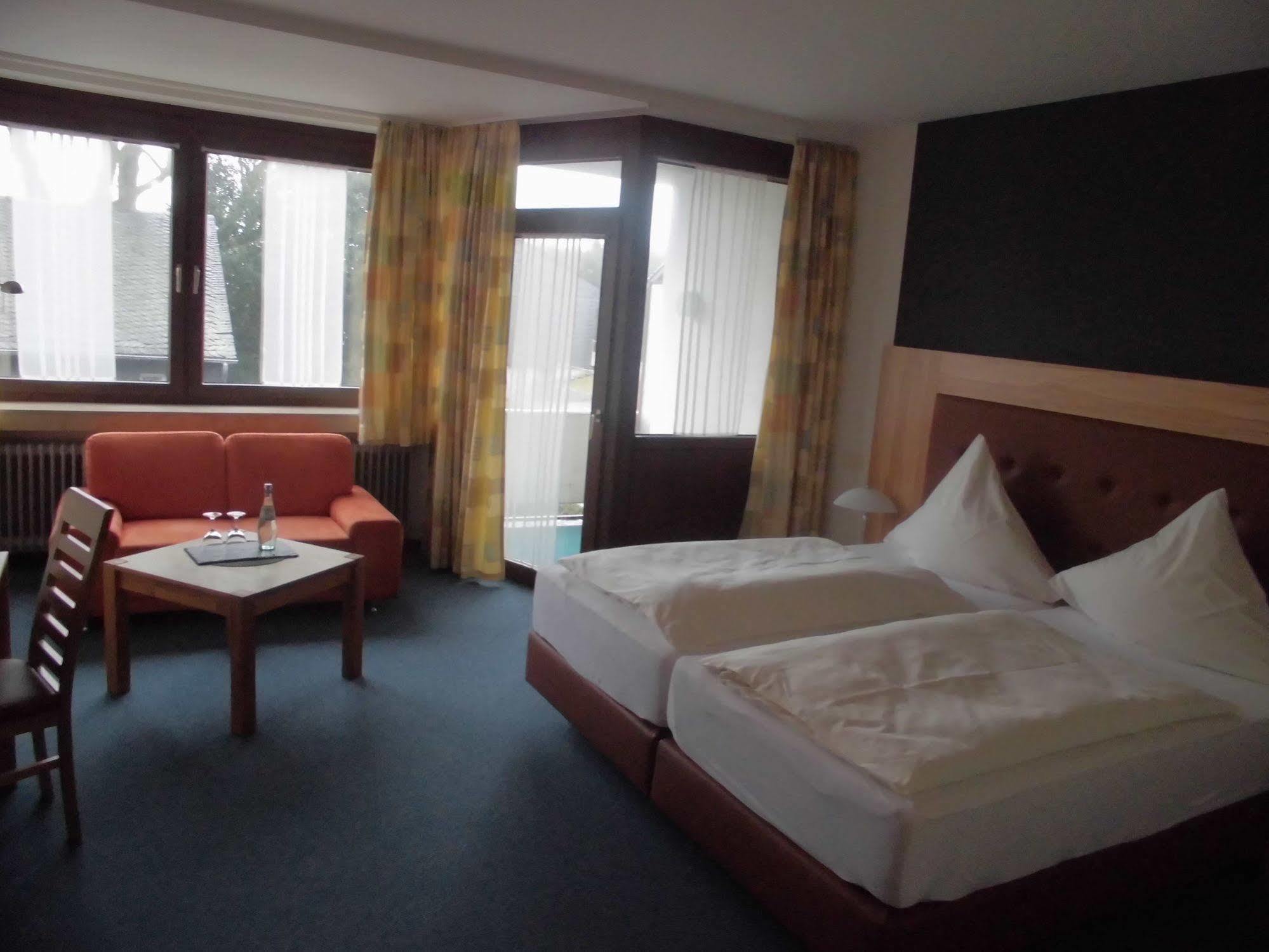 Hotel Roeb نيدغن المظهر الخارجي الصورة