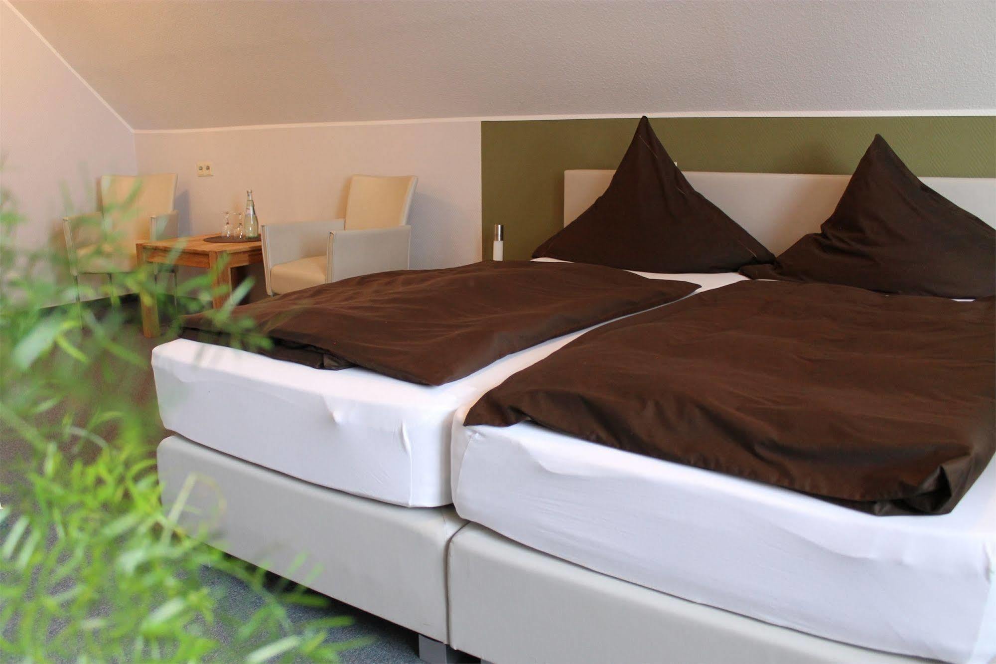 Hotel Roeb نيدغن المظهر الخارجي الصورة